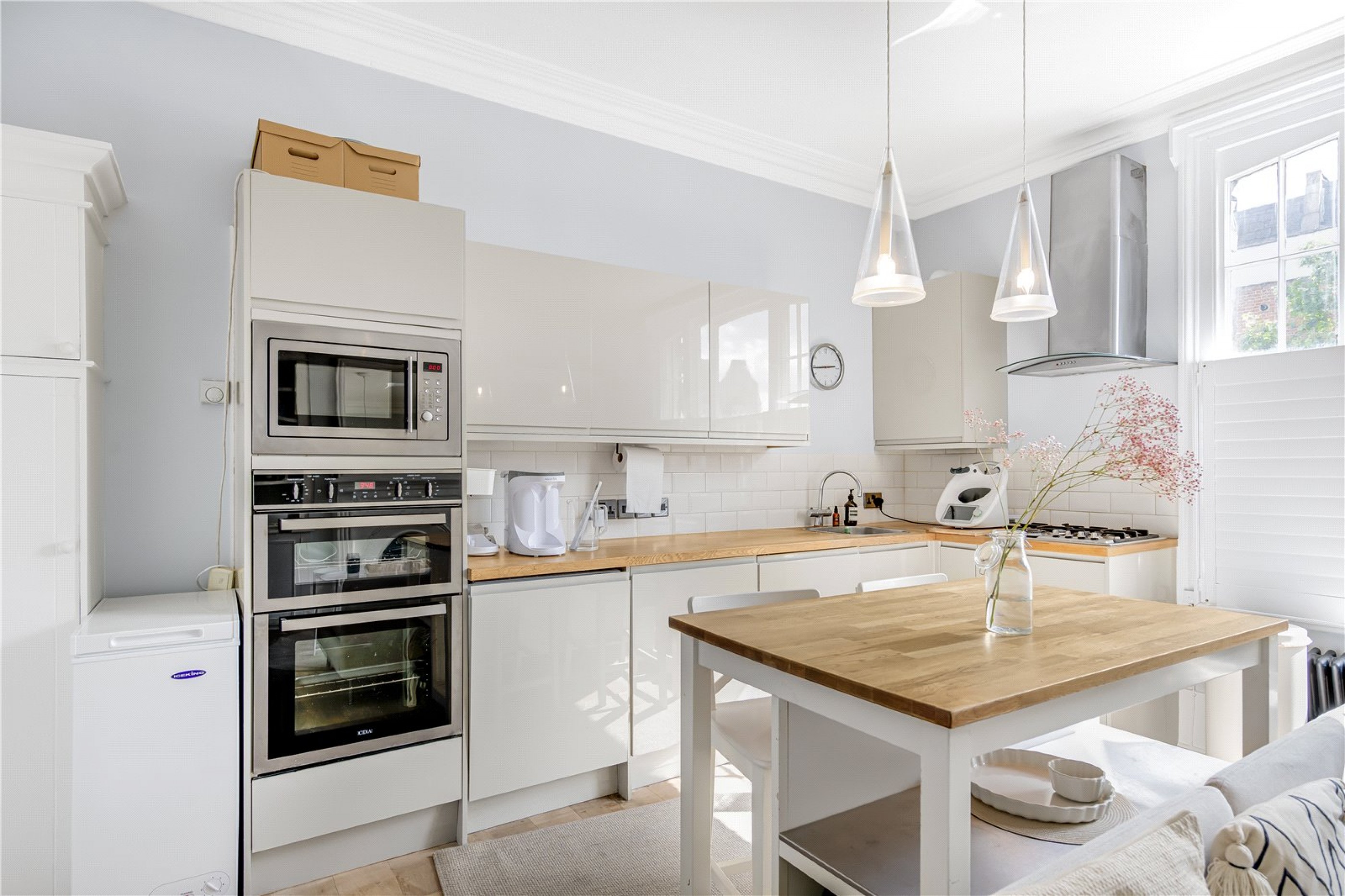 Images for Fulham EAID:2779446722 BID:FLS