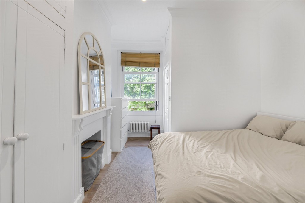 Images for Fulham EAID:163099177 BID:FLS