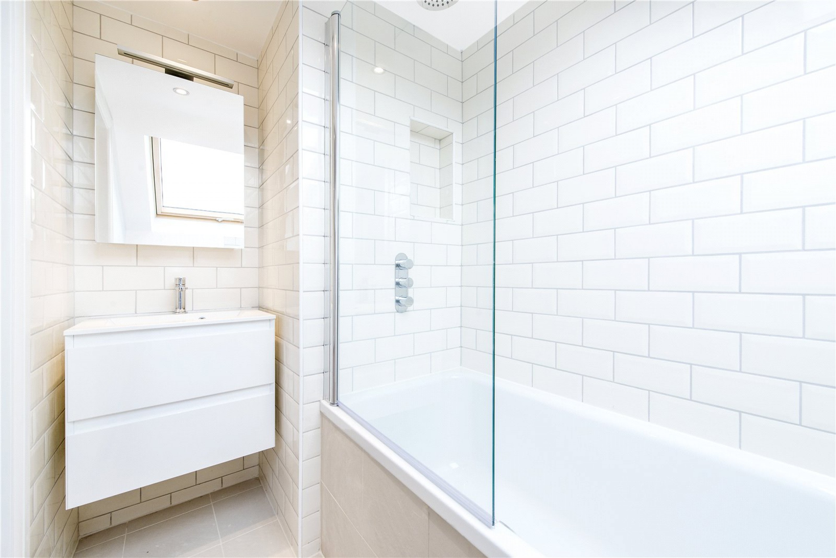 Images for Fulham EAID:163099177 BID:FLS
