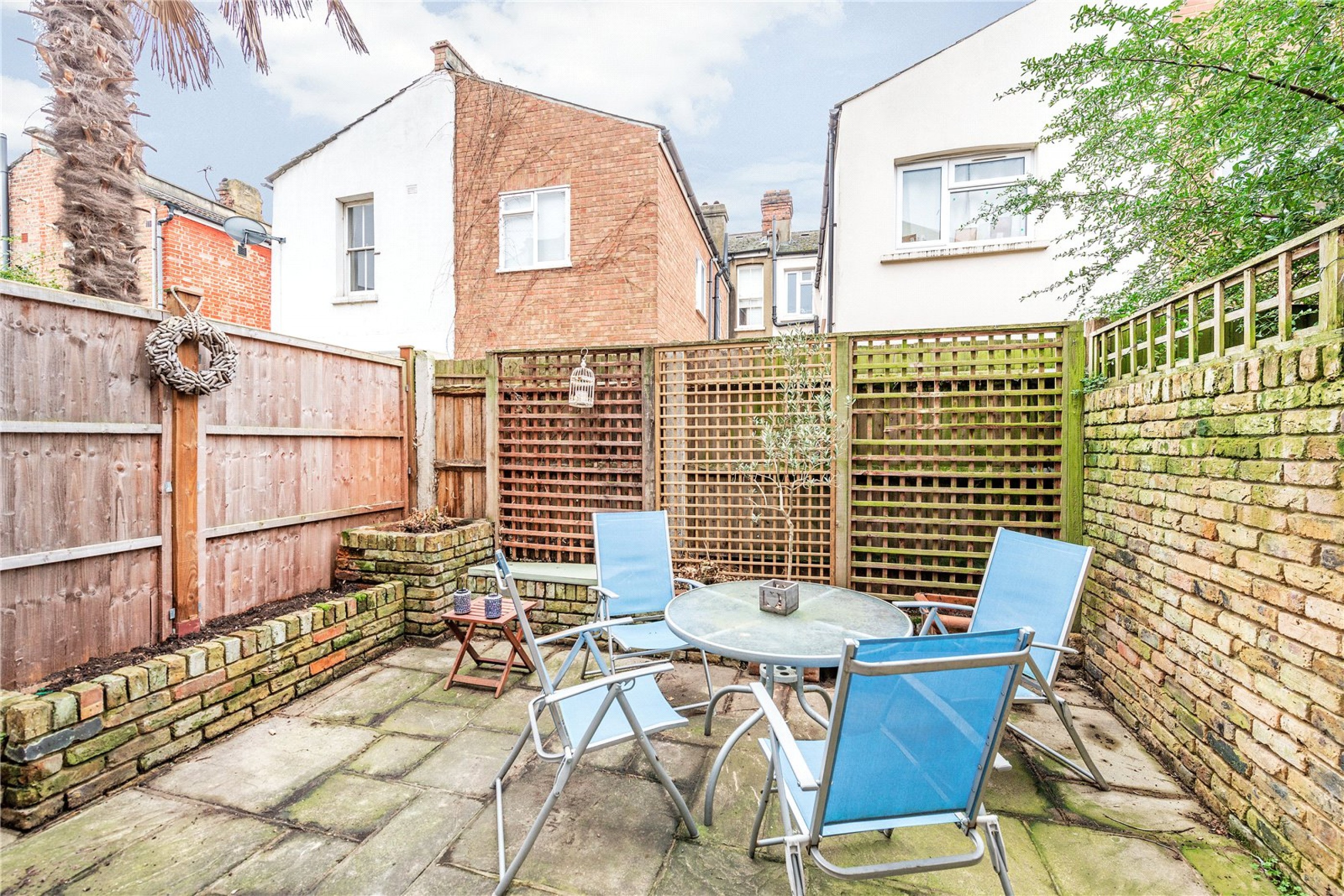 Images for Fulham EAID:163099177 BID:FLS