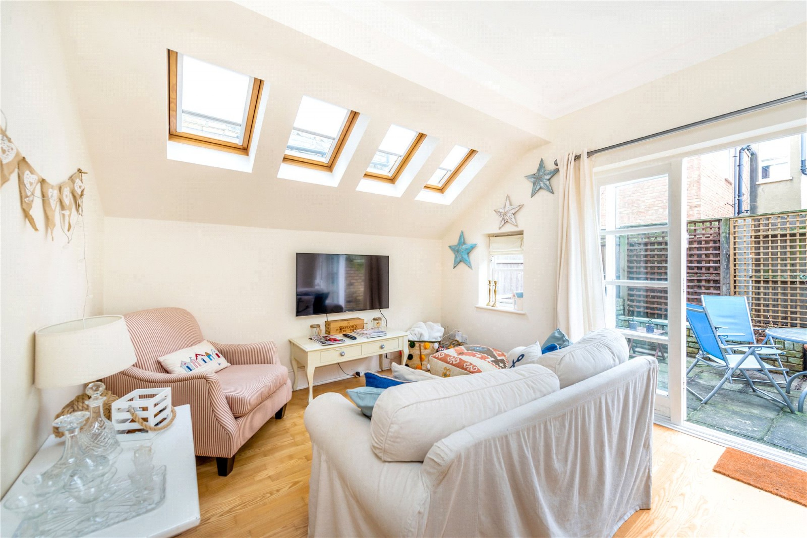 Images for Fulham EAID:163099177 BID:FLS