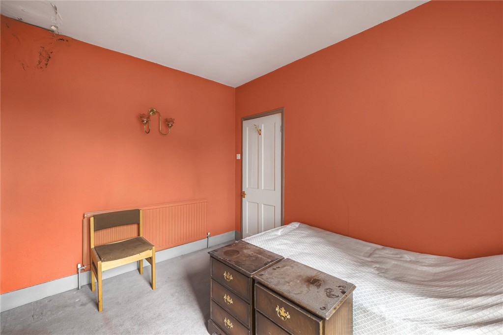 Images for Fulham EAID:4101633374 BID:FLS