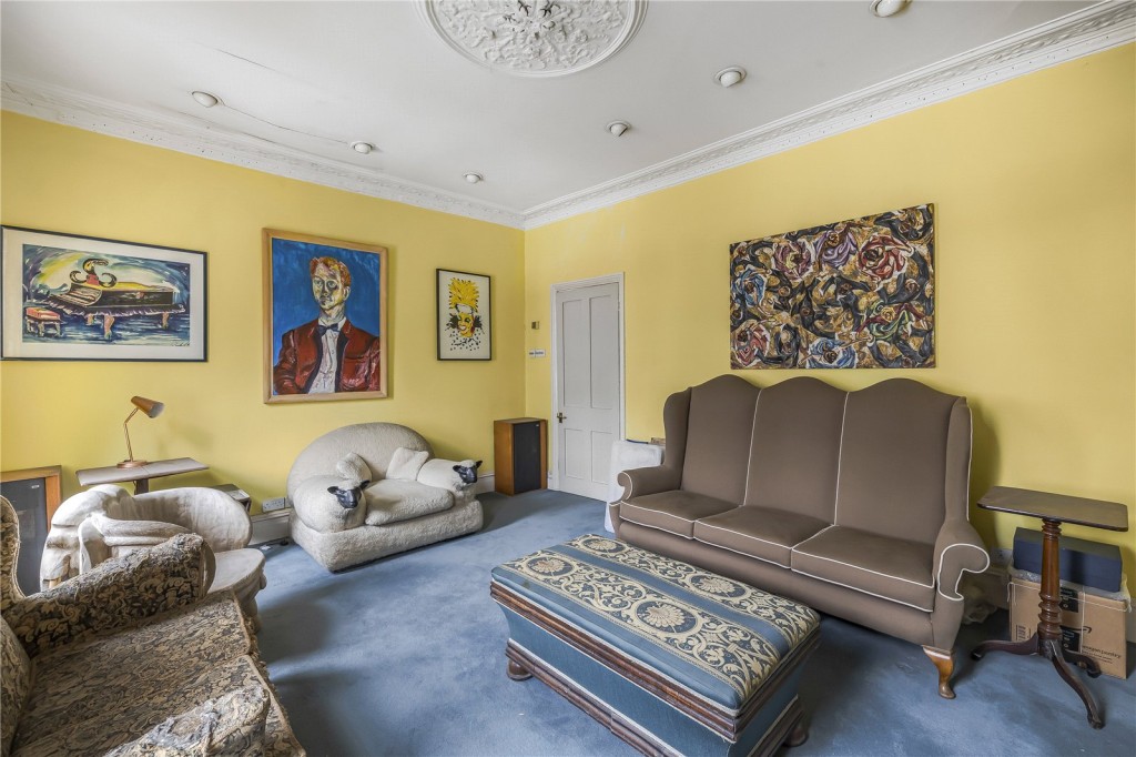 Images for Fulham EAID:4101633374 BID:FLS