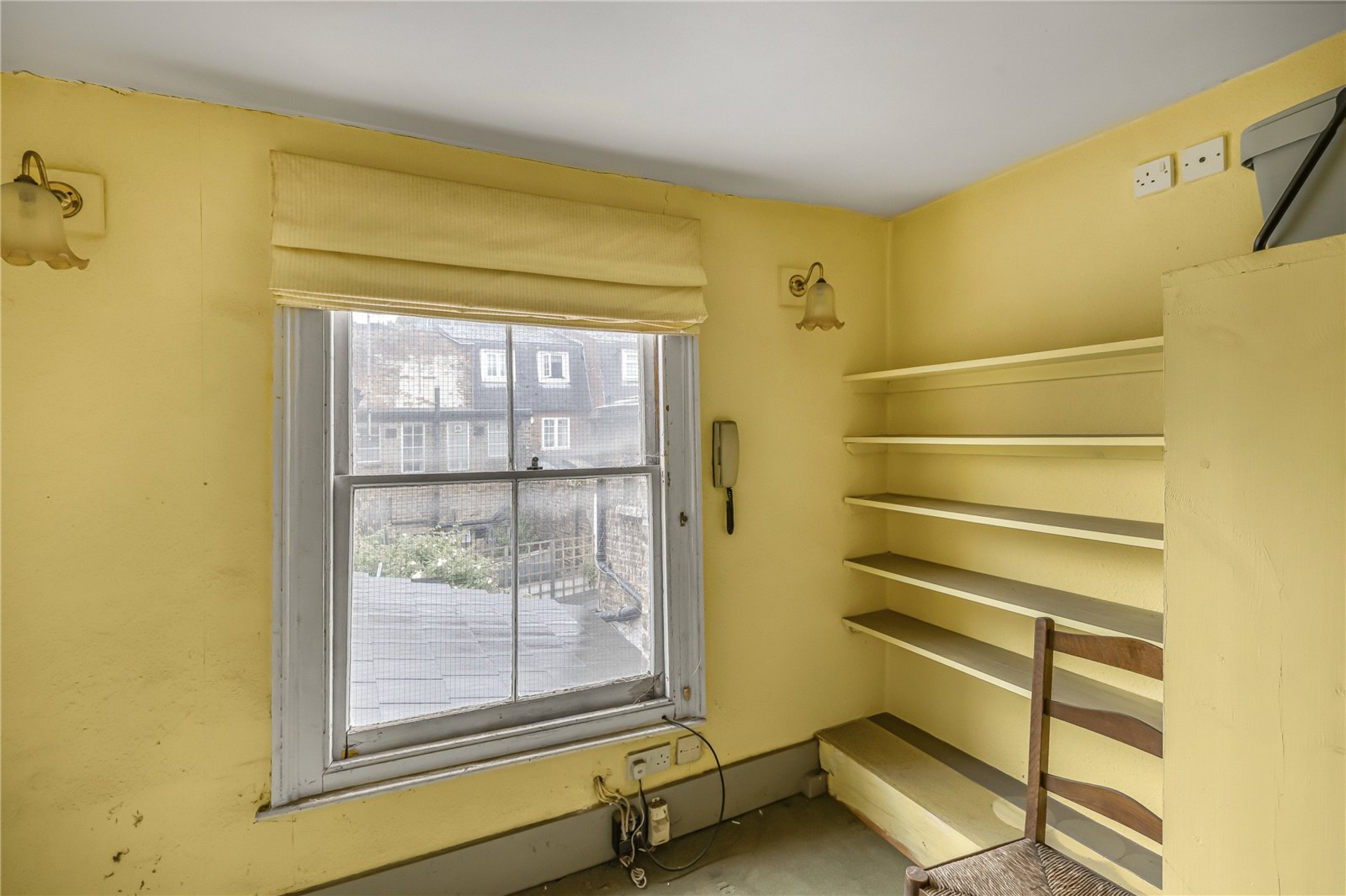 Images for Fulham EAID:4101633374 BID:FLS