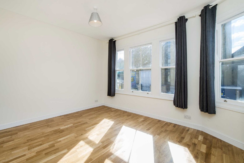 Images for Fulham EAID:163099177 BID:FLS