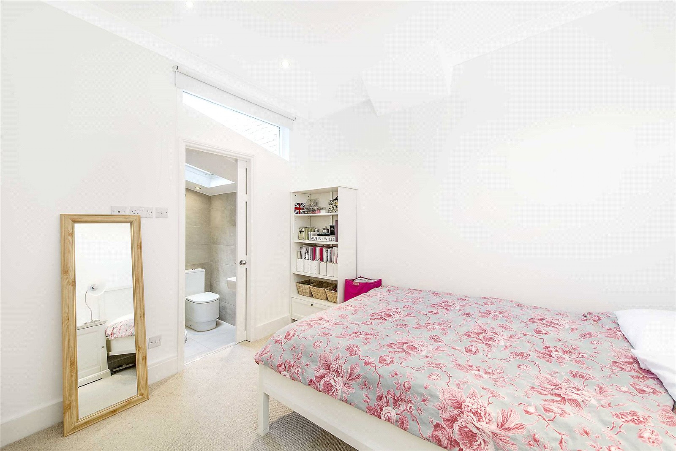 Images for Fulham EAID:163099177 BID:FLS