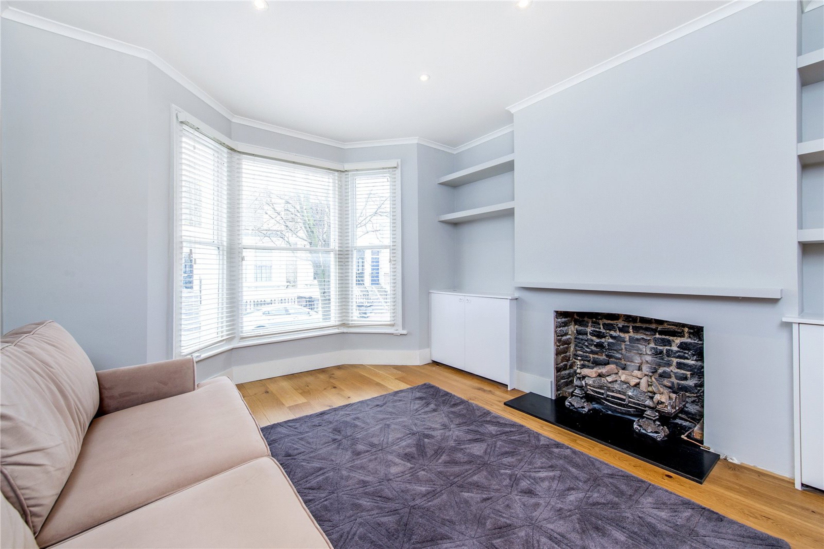 Images for Fulham EAID:163099177 BID:FLS