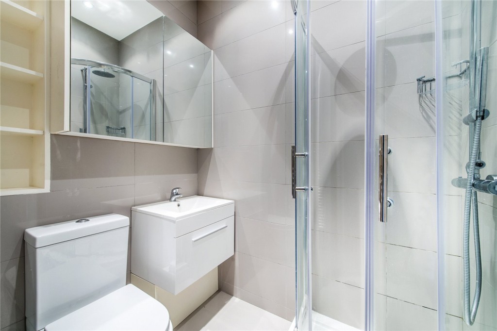 Images for Fulham EAID:163099177 BID:FLS