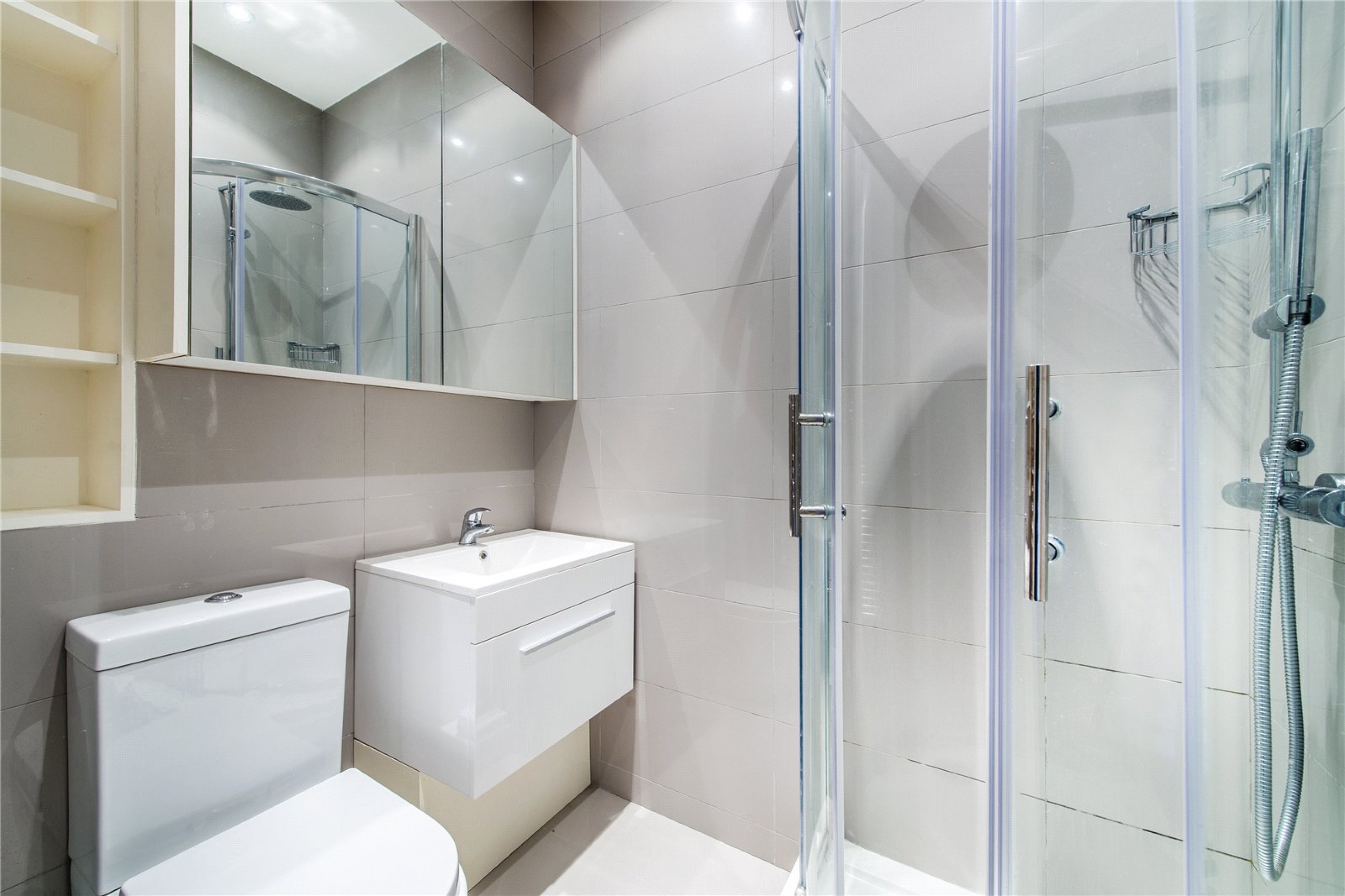 Images for Fulham EAID:163099177 BID:FLS