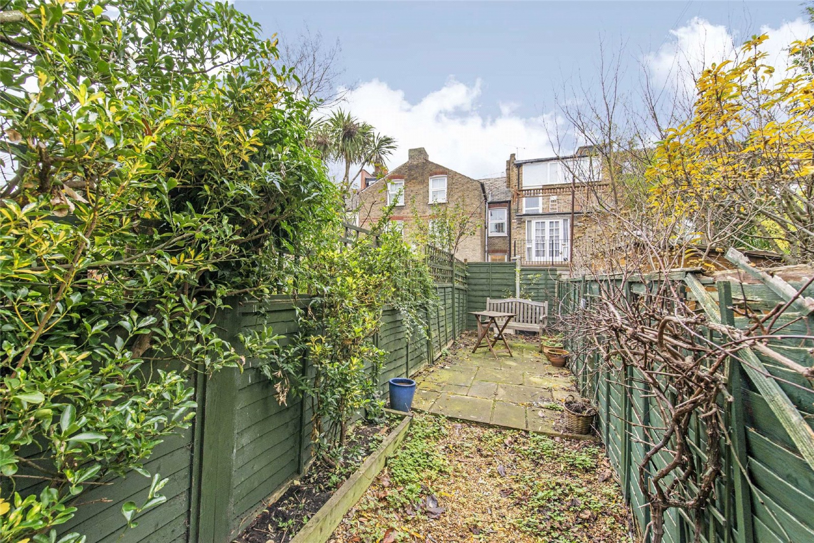 Images for Fulham EAID:4101633374 BID:FLS