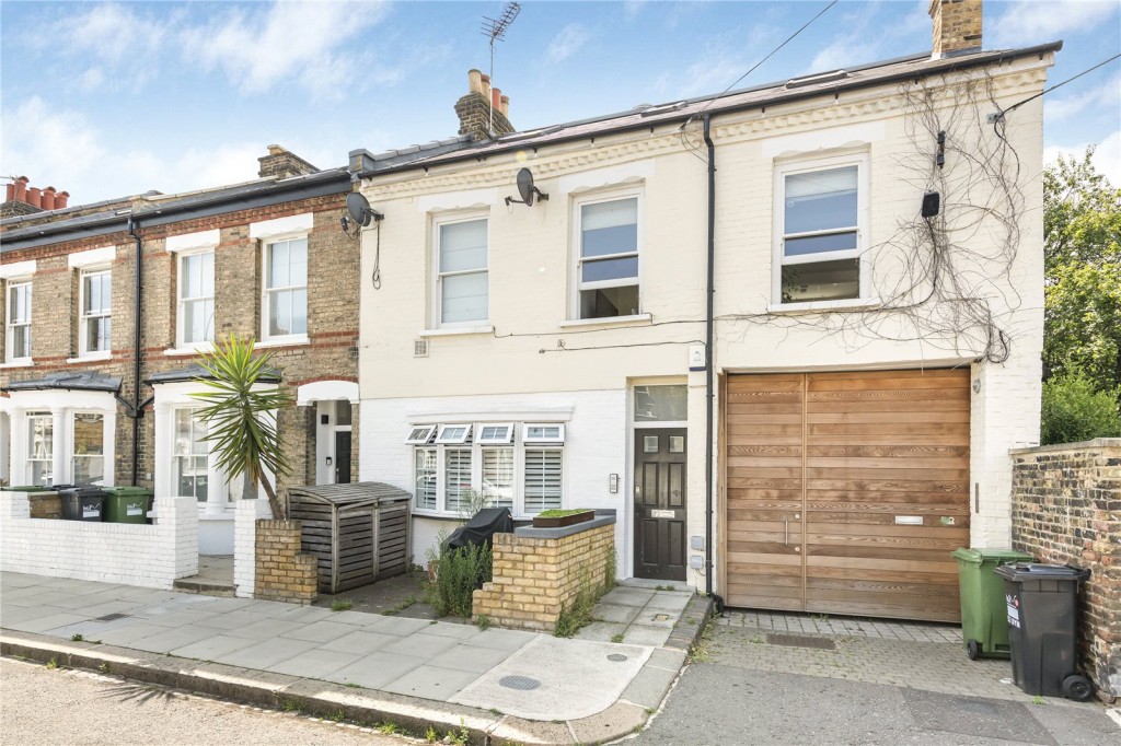 Images for Fulham EAID:163099177 BID:FLS