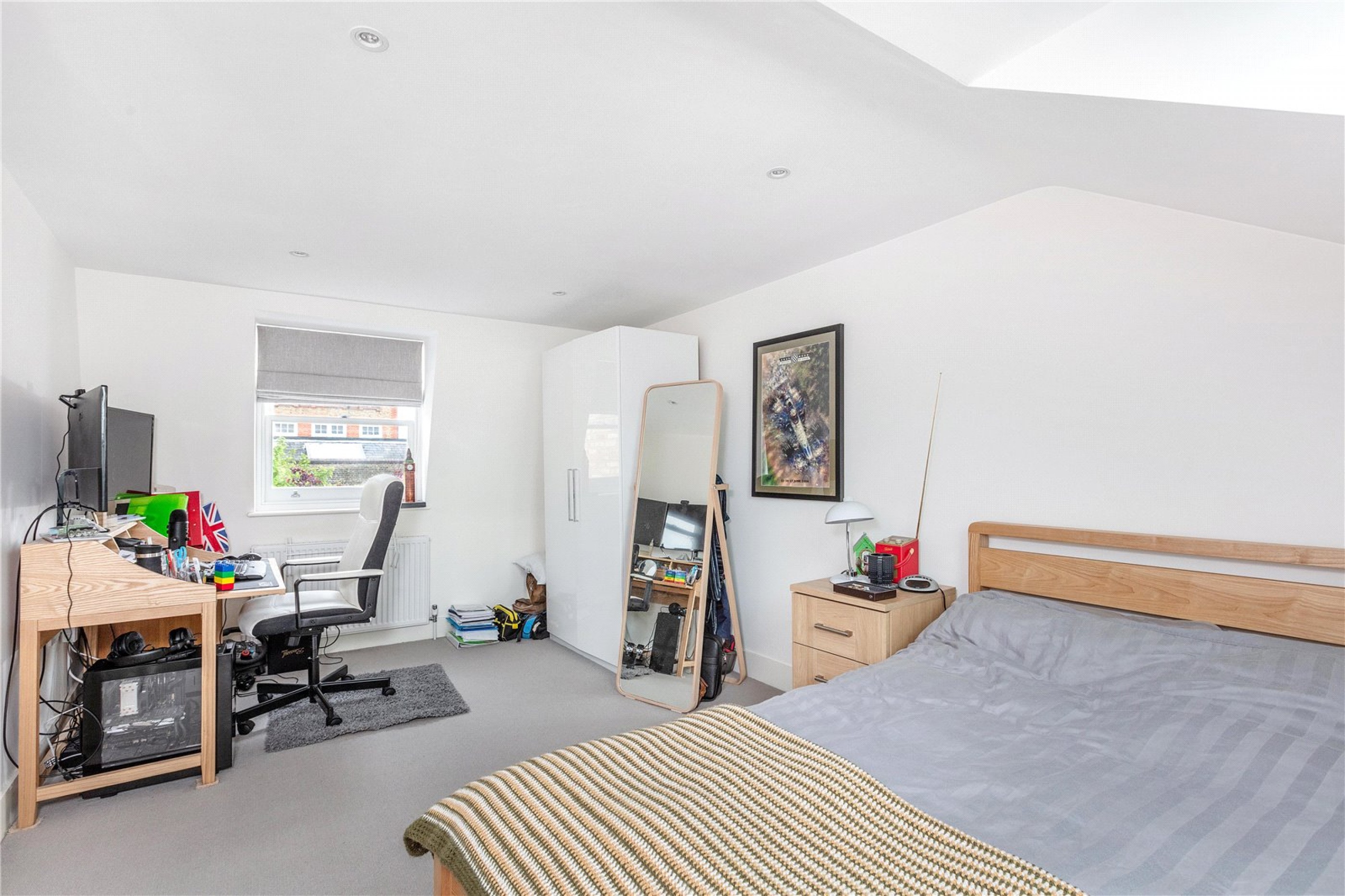 Images for Fulham EAID:163099177 BID:FLS