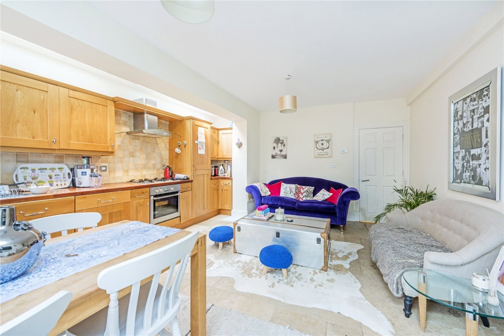 Images for Fulham EAID:163099177 BID:FLS