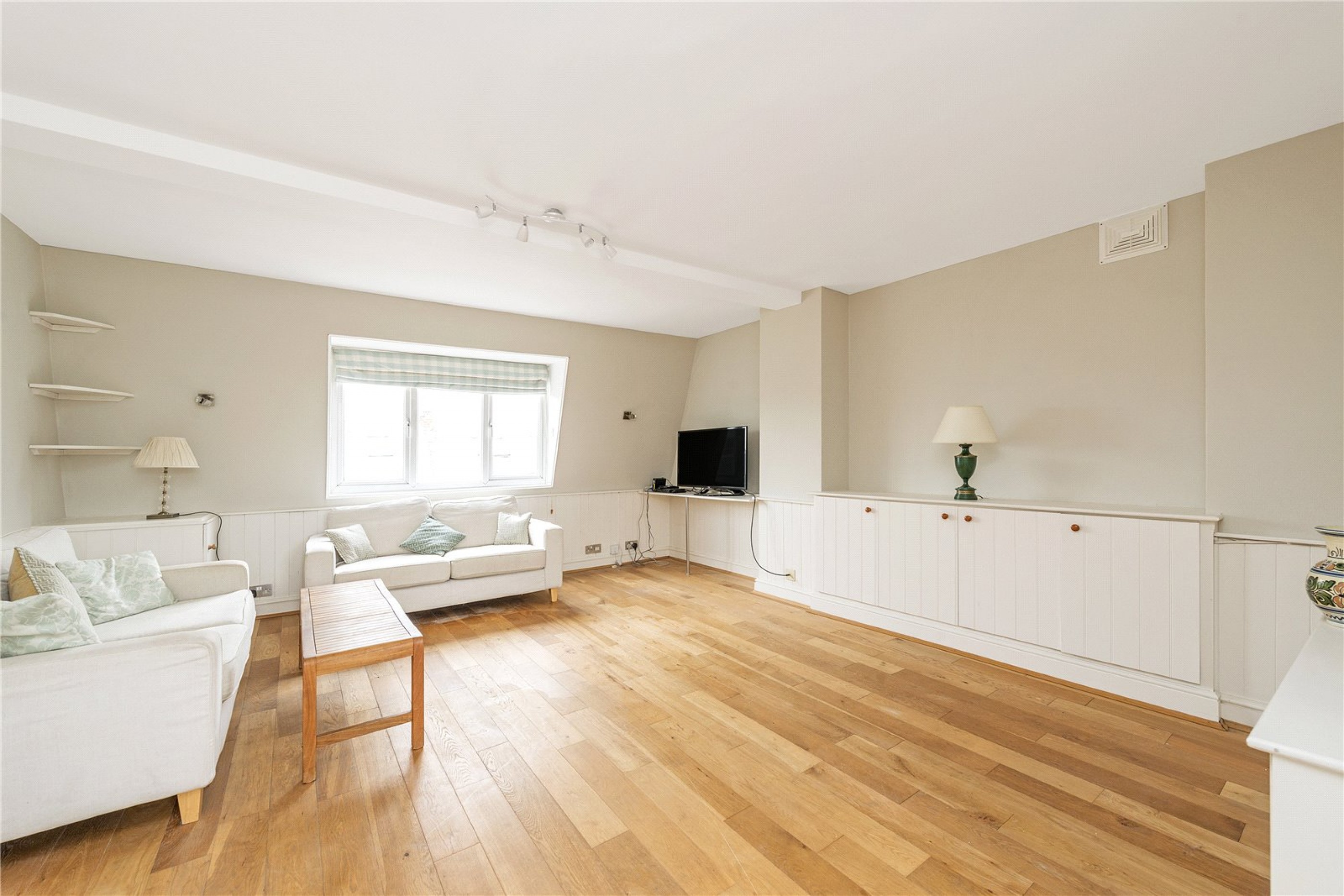 Images for Fulham EAID:163099177 BID:FLS