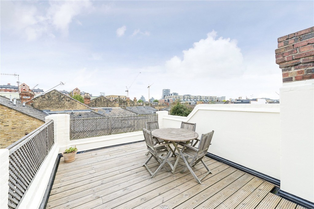Images for Fulham EAID:163099177 BID:FLS