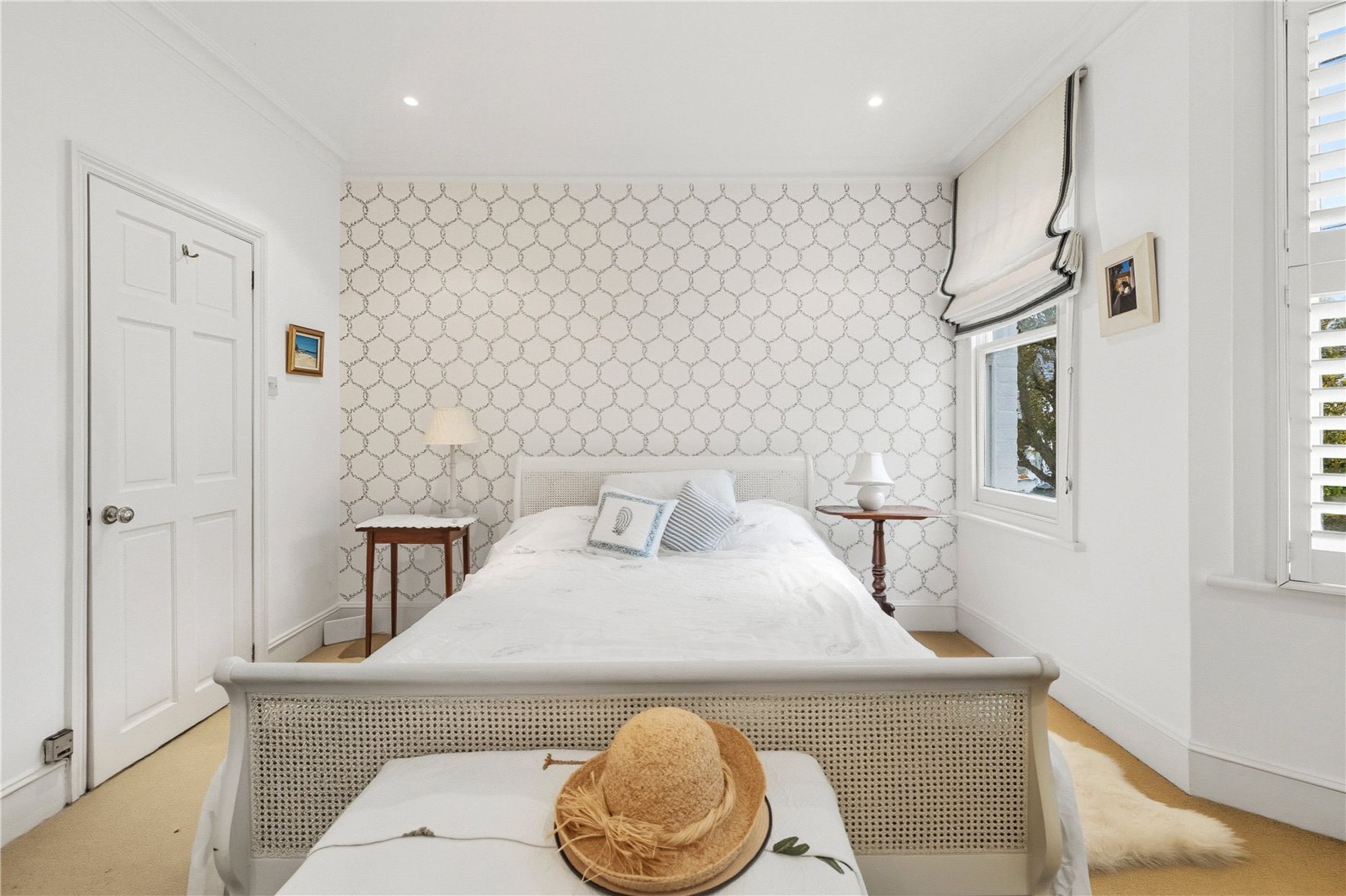 Images for Fulham EAID:4101633374 BID:FLS