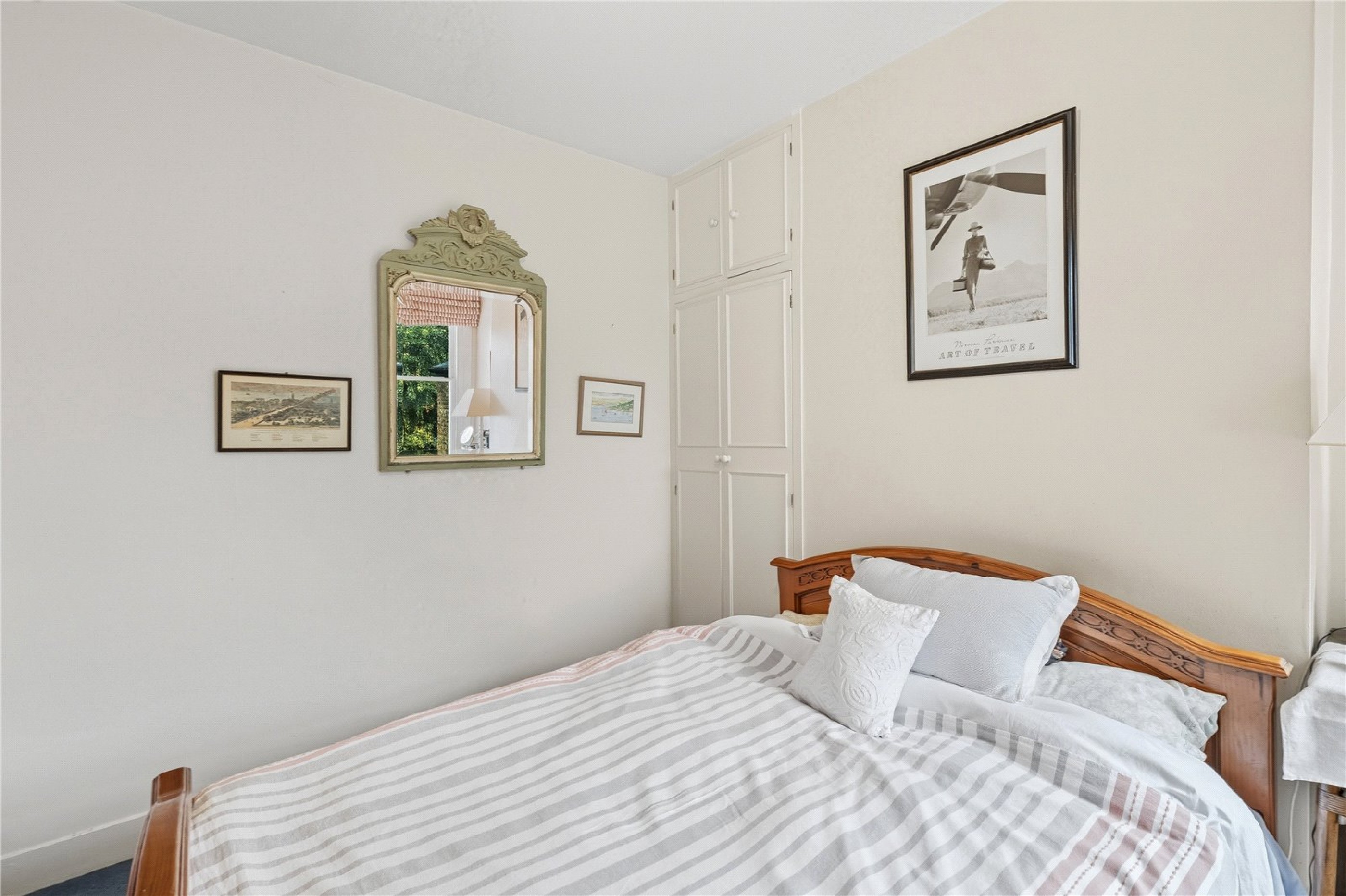 Images for Fulham EAID:4101633374 BID:FLS