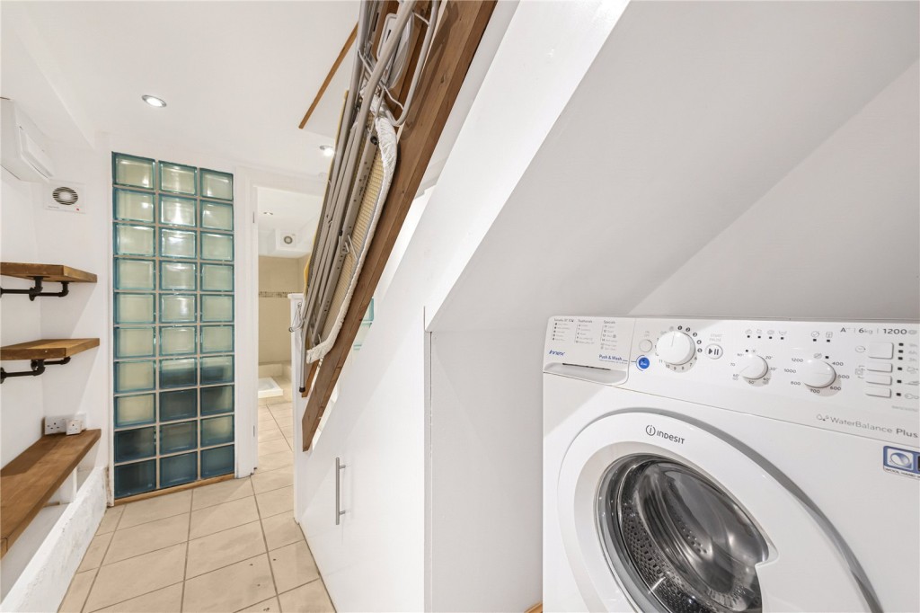 Images for Fulham, London EAID:163099177 BID:FLS