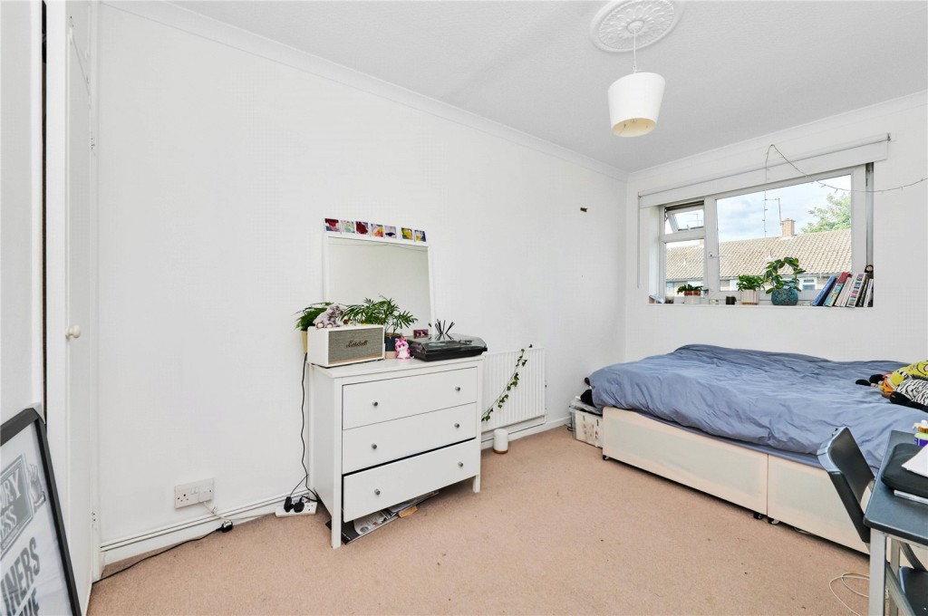 Images for Fulham EAID:4101633374 BID:FLS