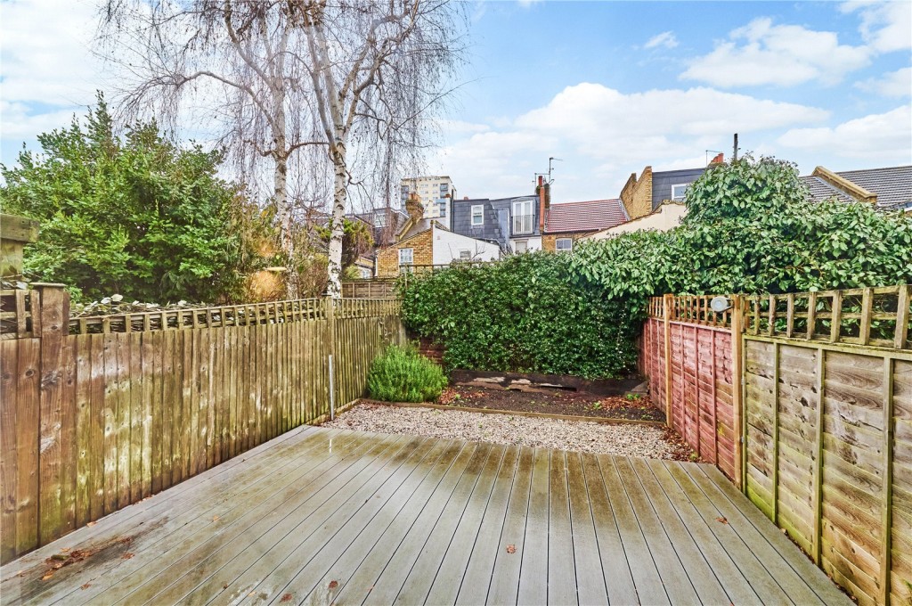 Images for Fulham EAID:163099177 BID:FLS