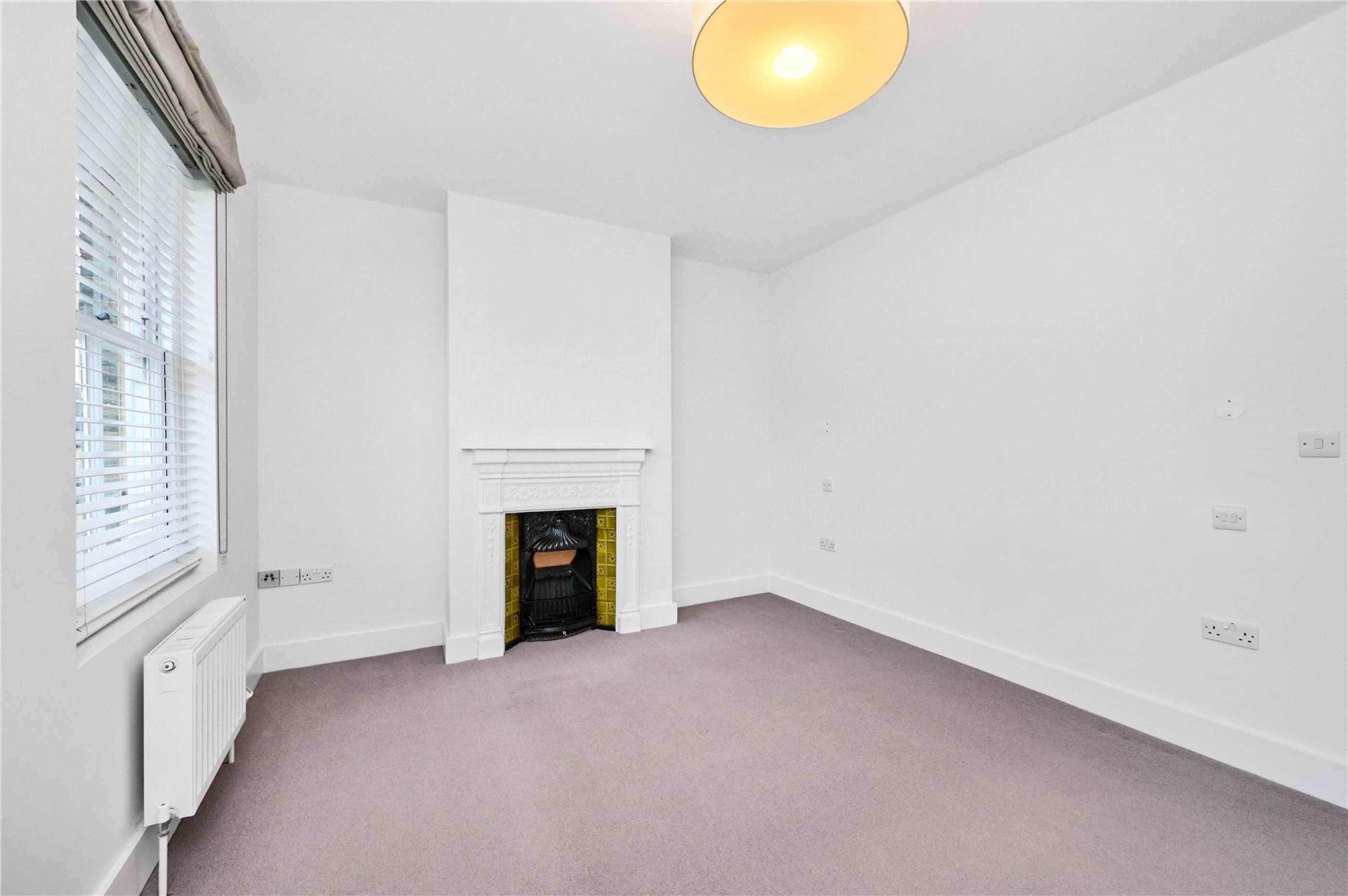 Images for Fulham EAID:163099177 BID:FLS