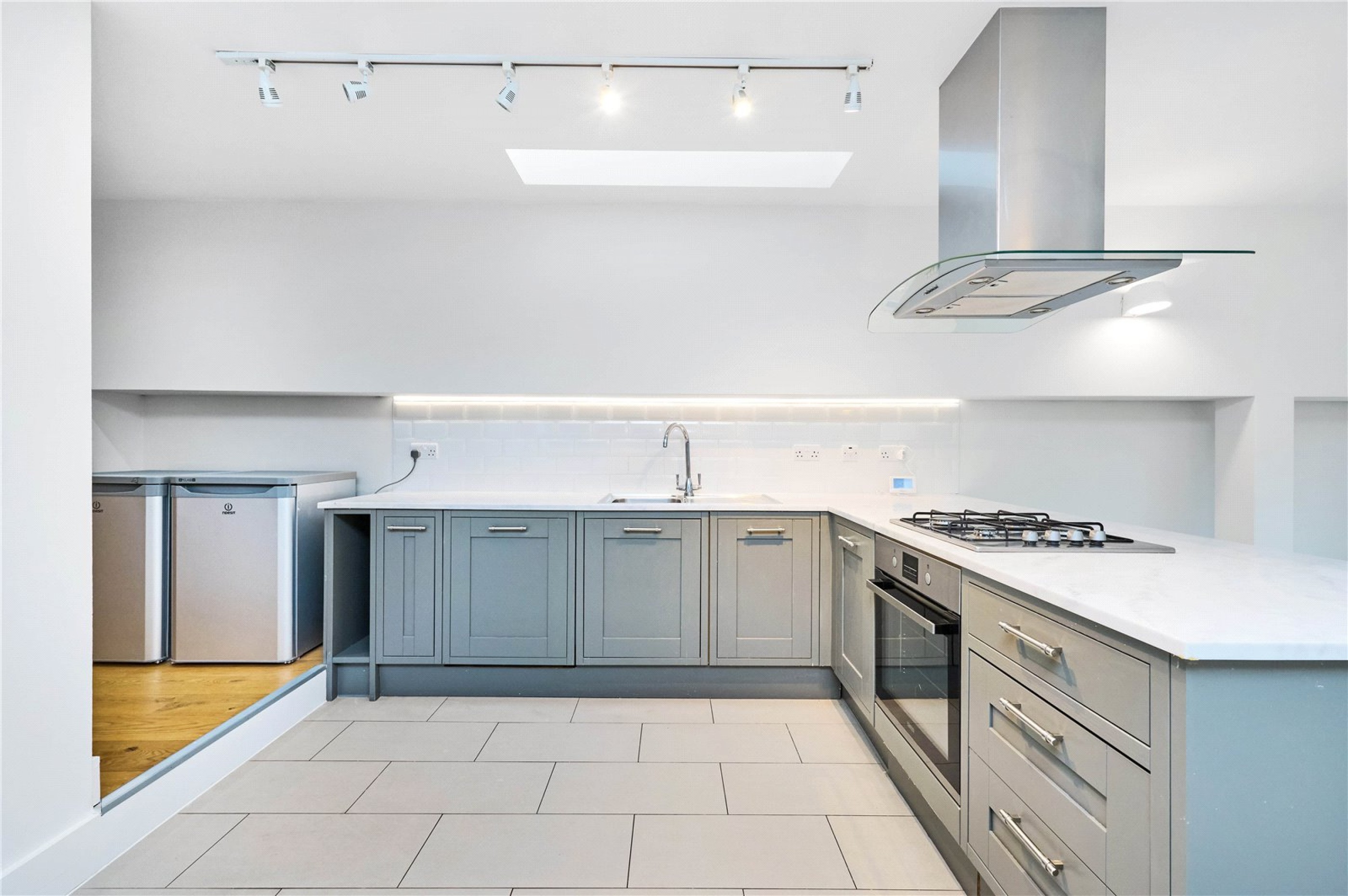 Images for Fulham EAID:163099177 BID:FLS