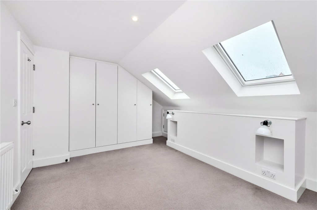 Images for Fulham EAID:163099177 BID:FLS