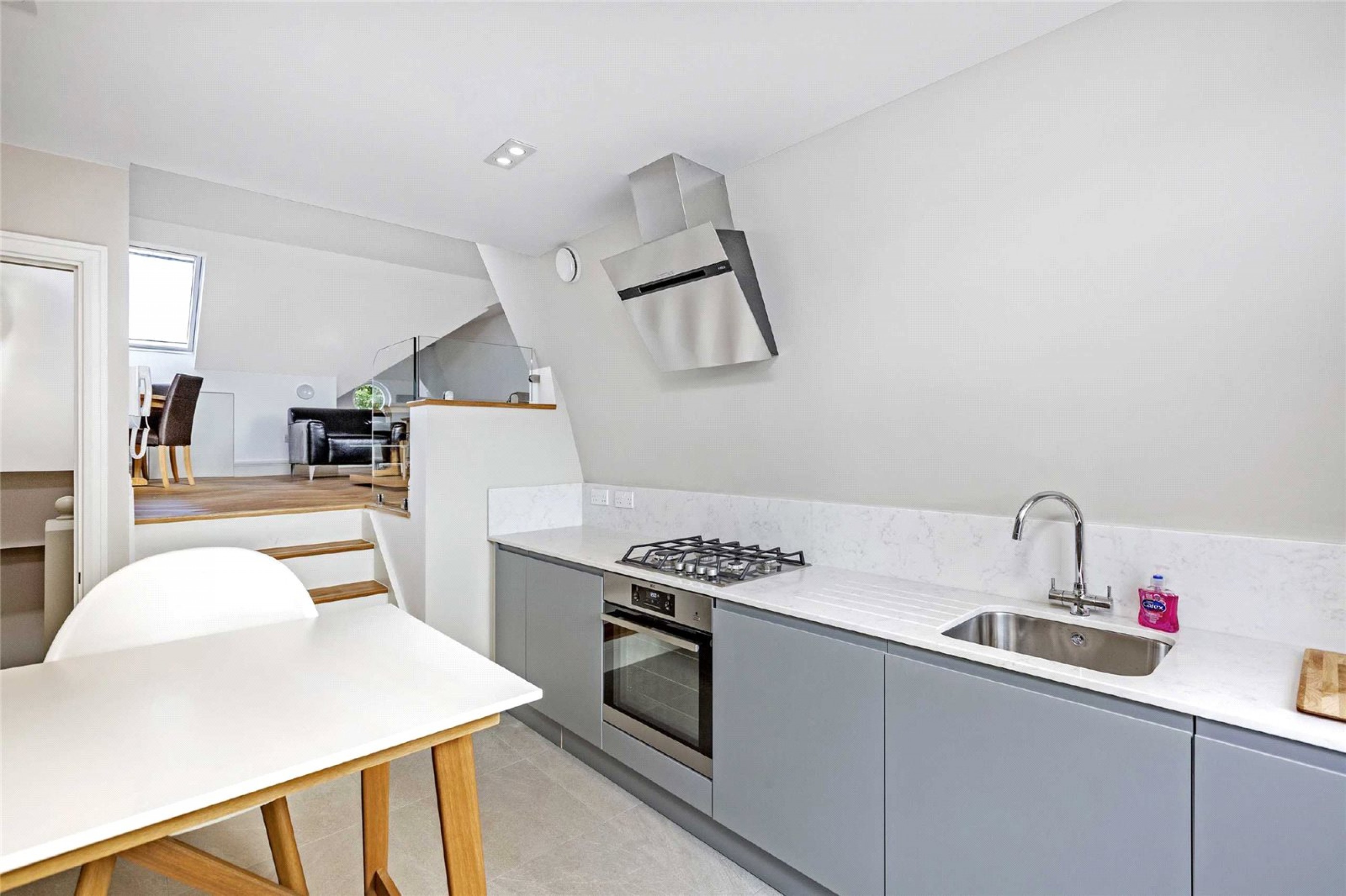 Images for Fulham EAID:163099177 BID:FLS