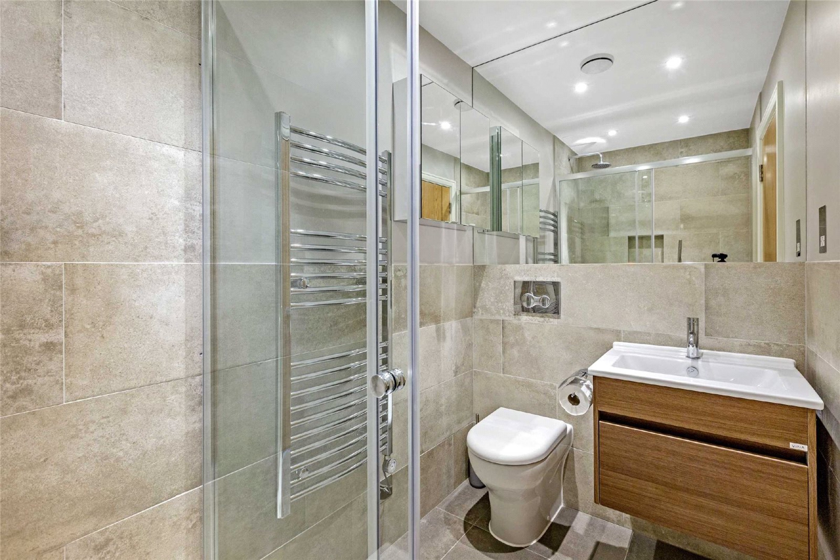 Images for Fulham EAID:163099177 BID:FLS