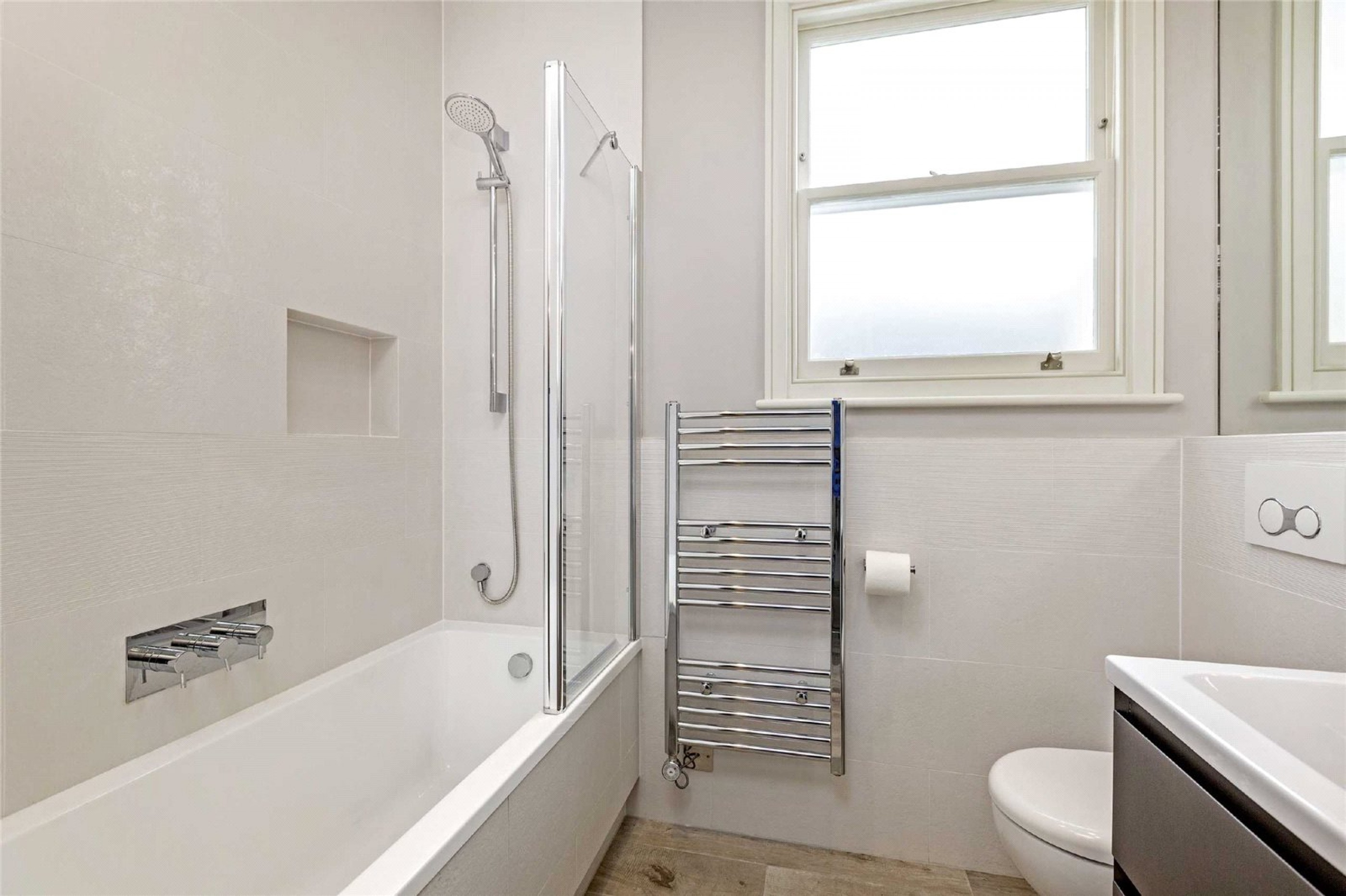 Images for Fulham EAID:163099177 BID:FLS