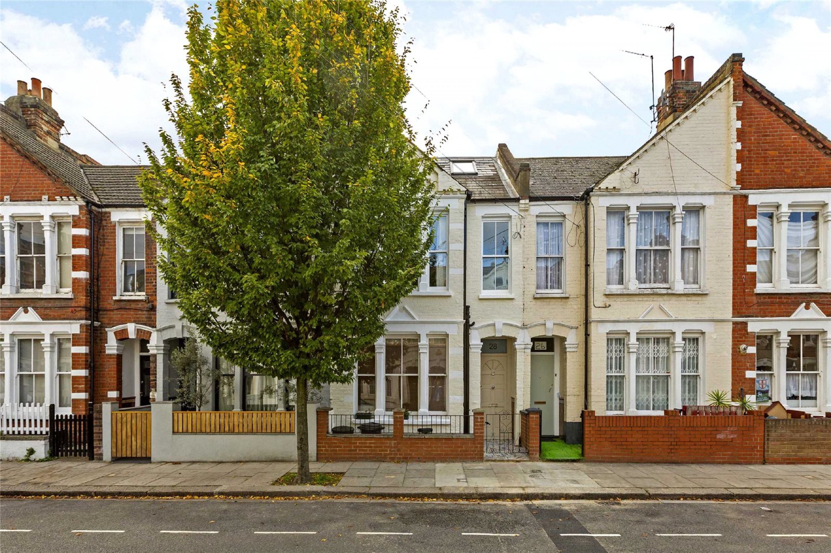 Images for Fulham EAID:163099177 BID:FLS