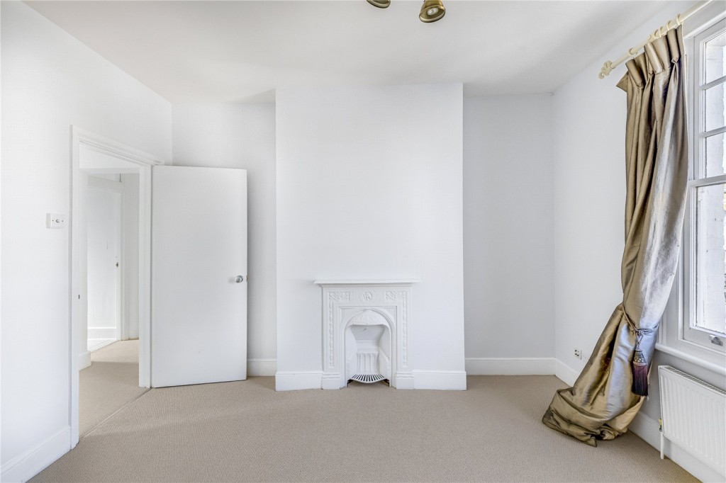 Images for Fulham EAID:163099177 BID:FLS
