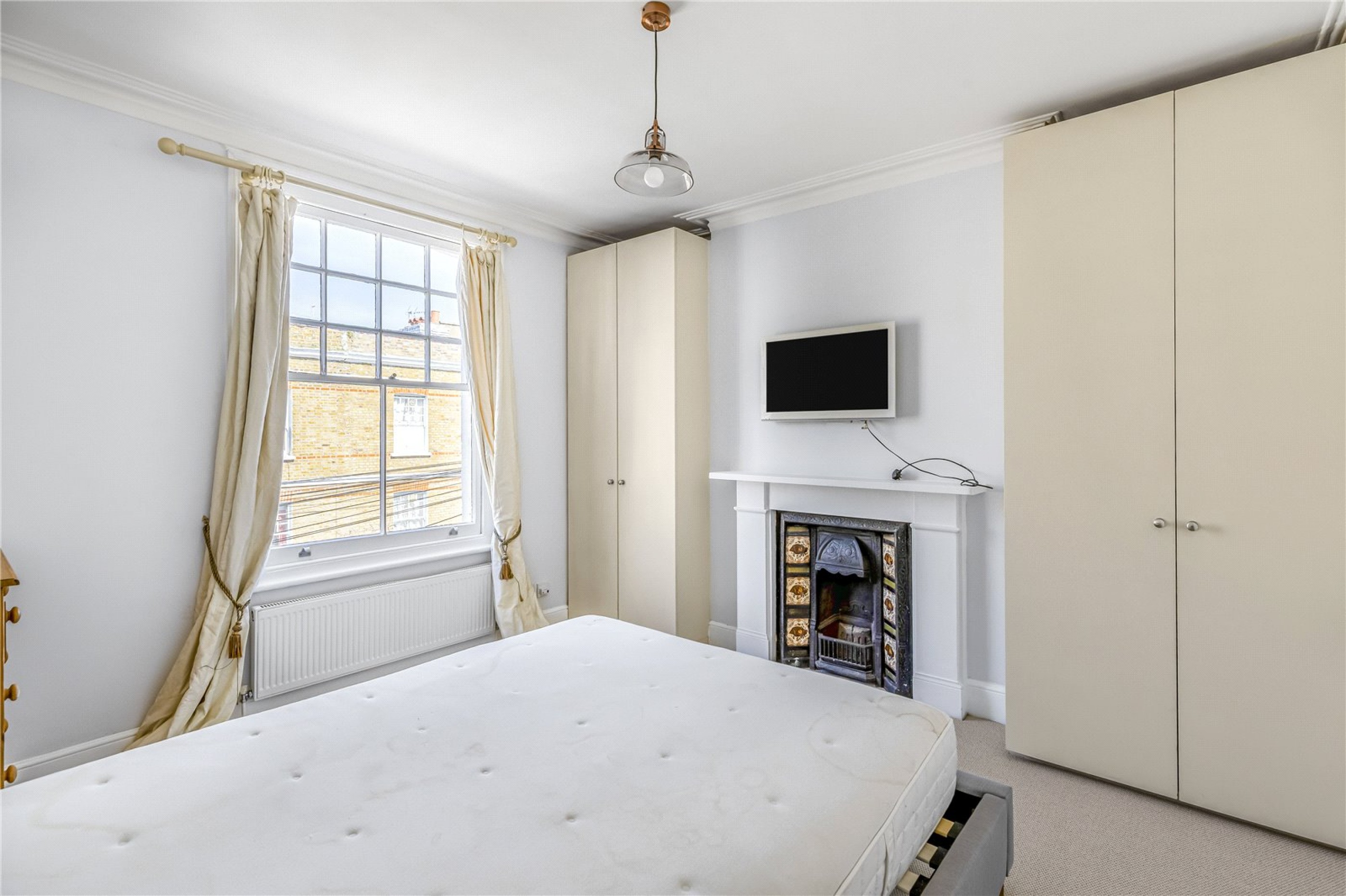 Images for Fulham EAID:163099177 BID:FLS