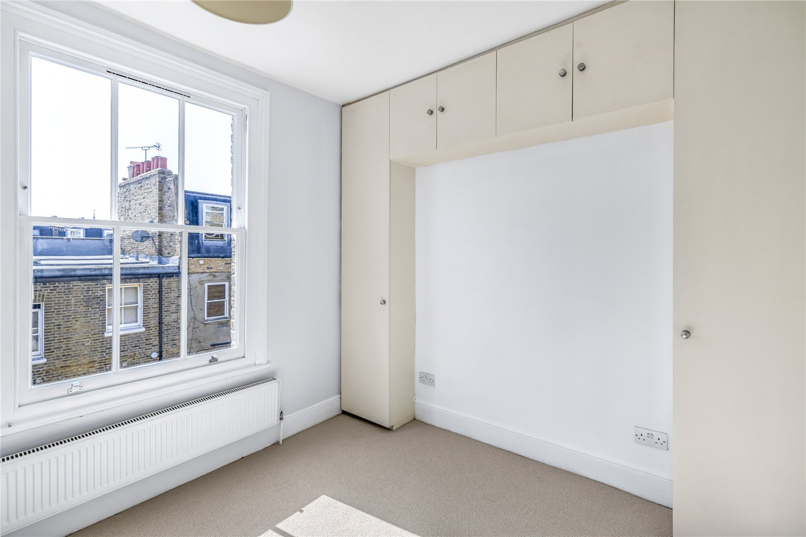 Images for Fulham EAID:163099177 BID:FLS