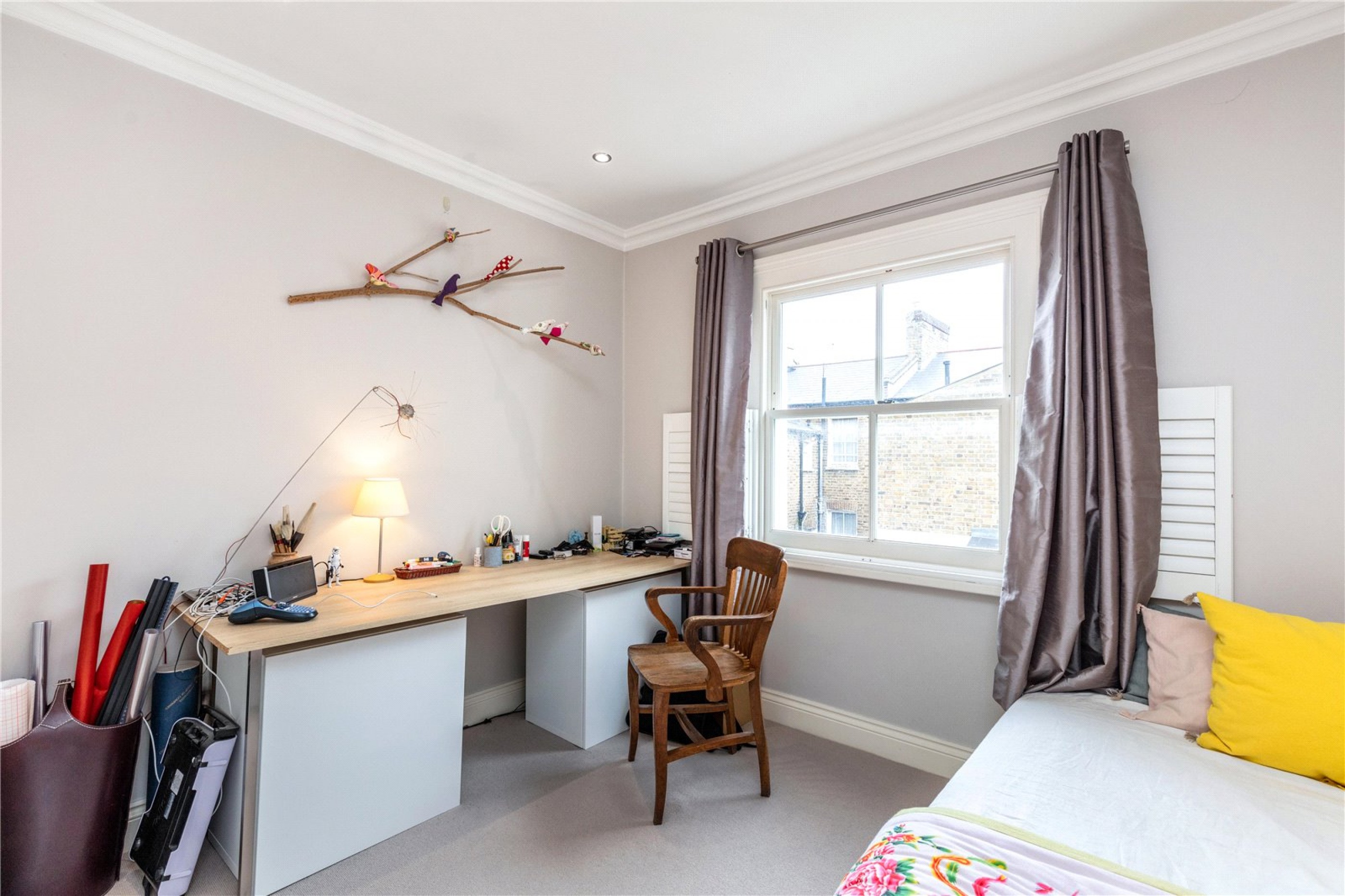 Images for Fulham EAID:163099177 BID:FLS