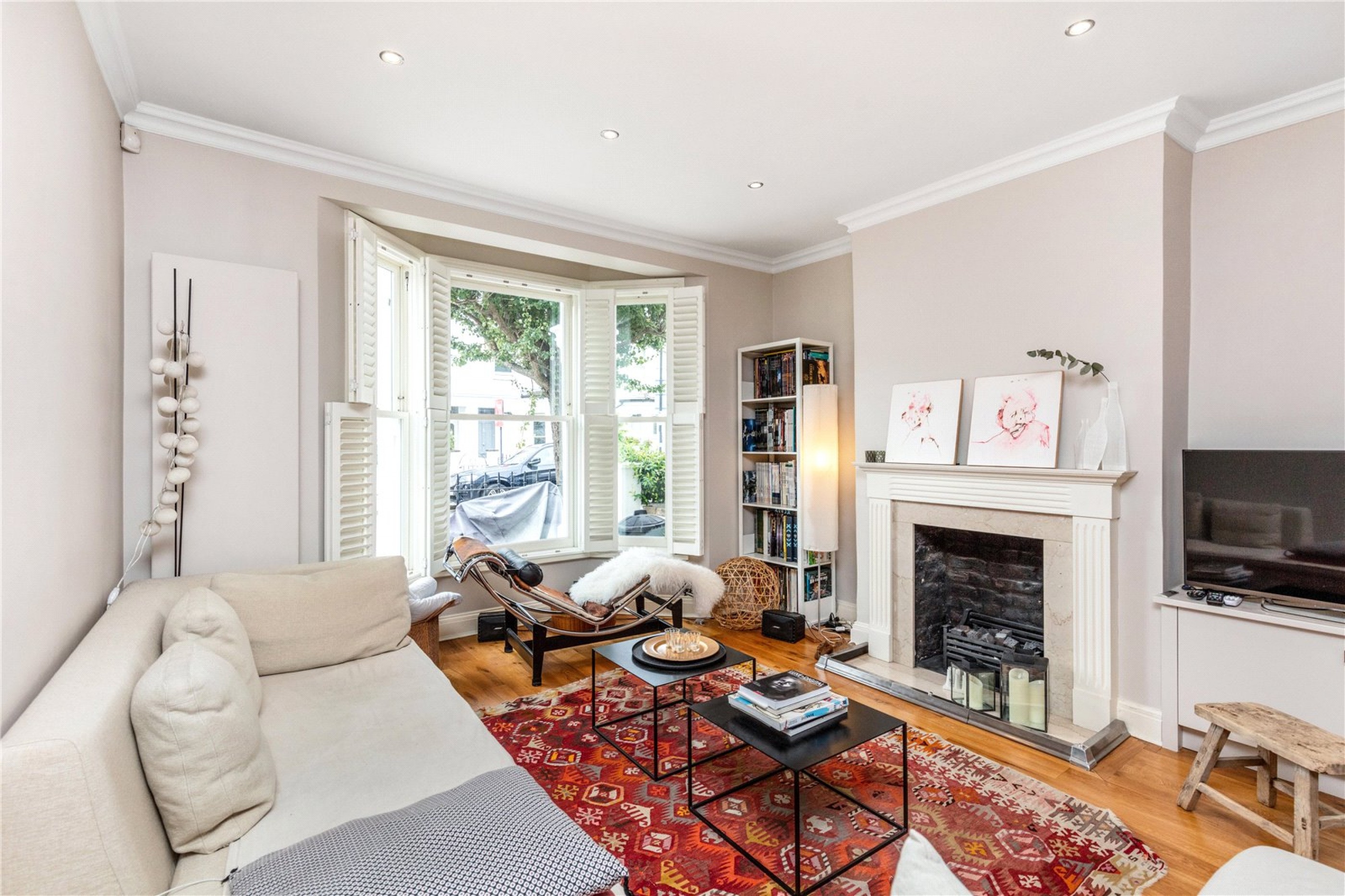 Images for Fulham EAID:163099177 BID:FLS