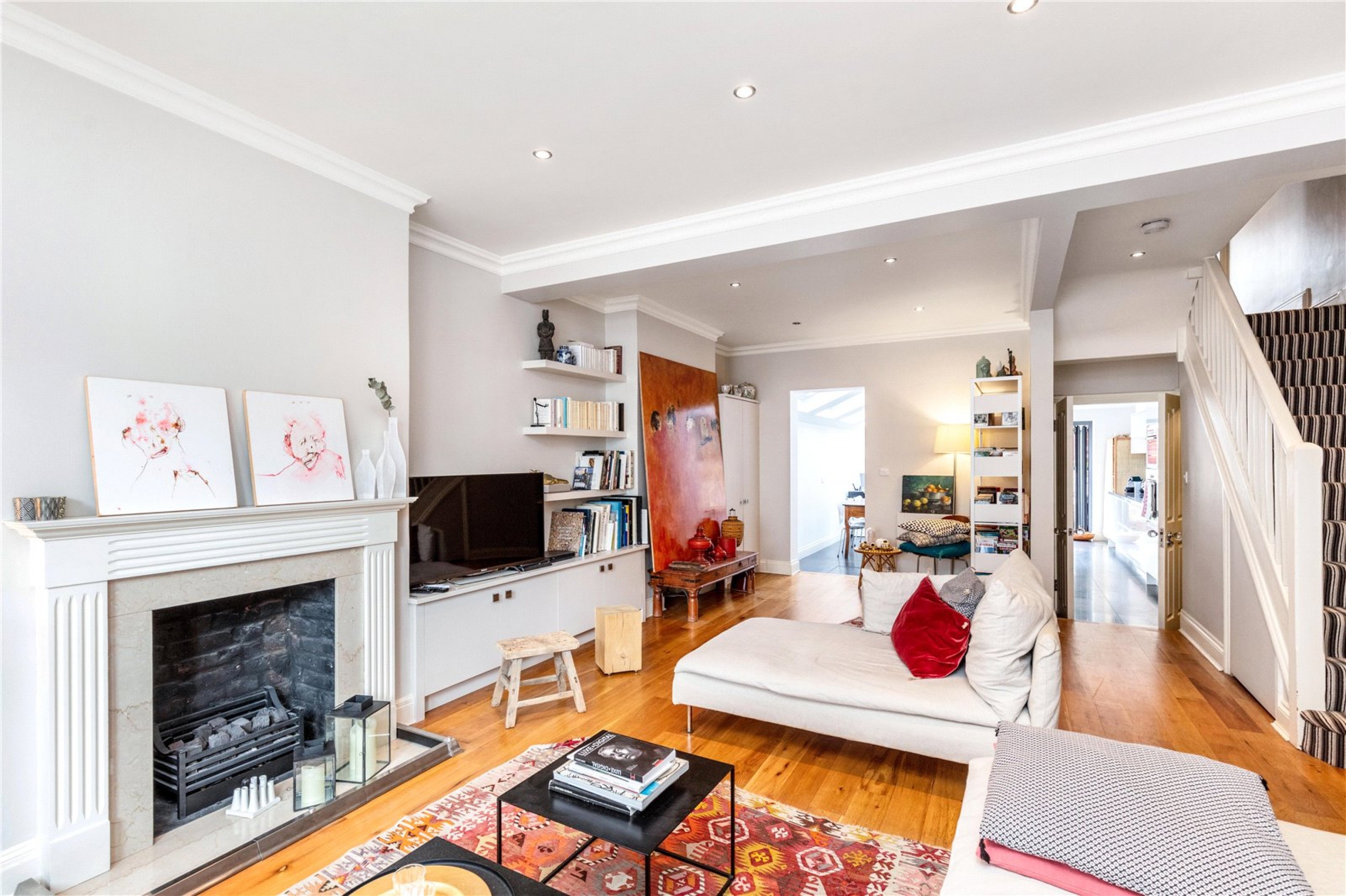 Images for Fulham EAID:163099177 BID:FLS