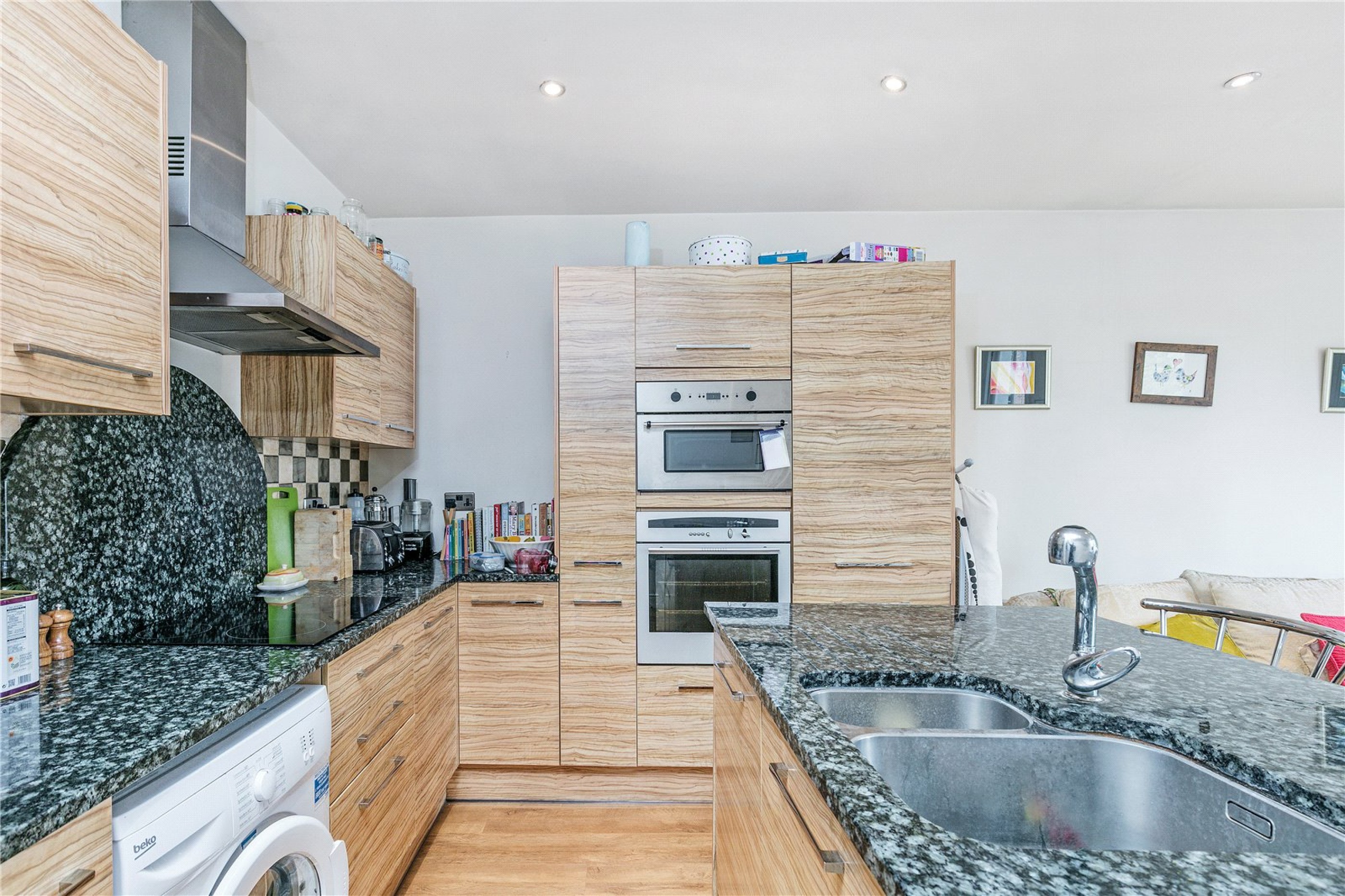 Images for Fulham EAID:163099177 BID:FLS