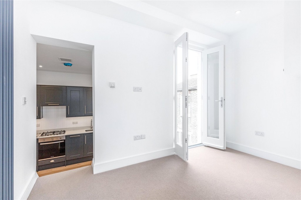 Images for Fulham EAID:163099177 BID:FLS