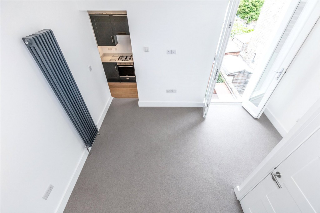 Images for Fulham EAID:163099177 BID:FLS