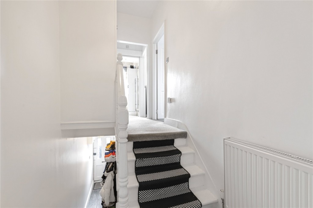Images for Fulham EAID:163099177 BID:FLS