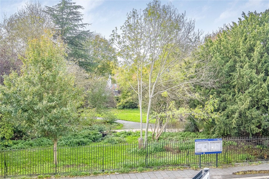 Images for Fulham, London EAID:163099177 BID:FLS