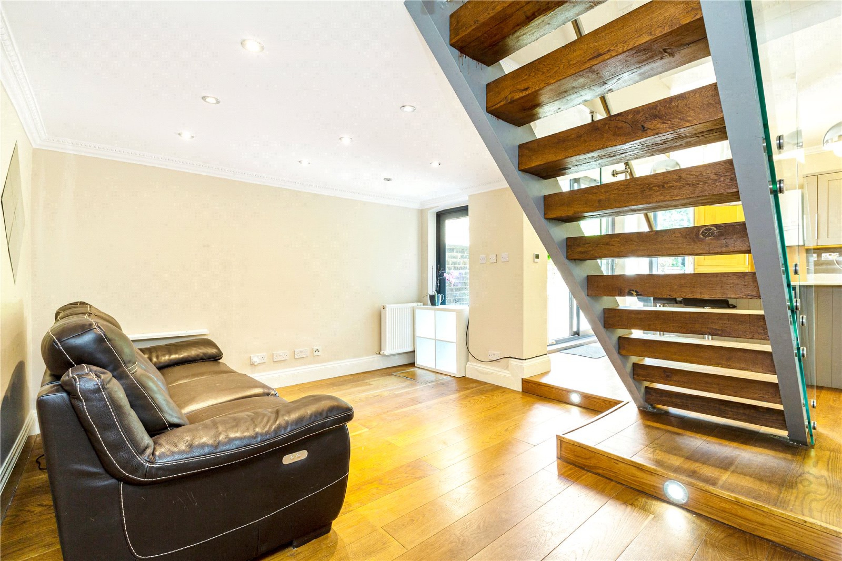 Images for Fulham, London EAID:163099177 BID:FLS