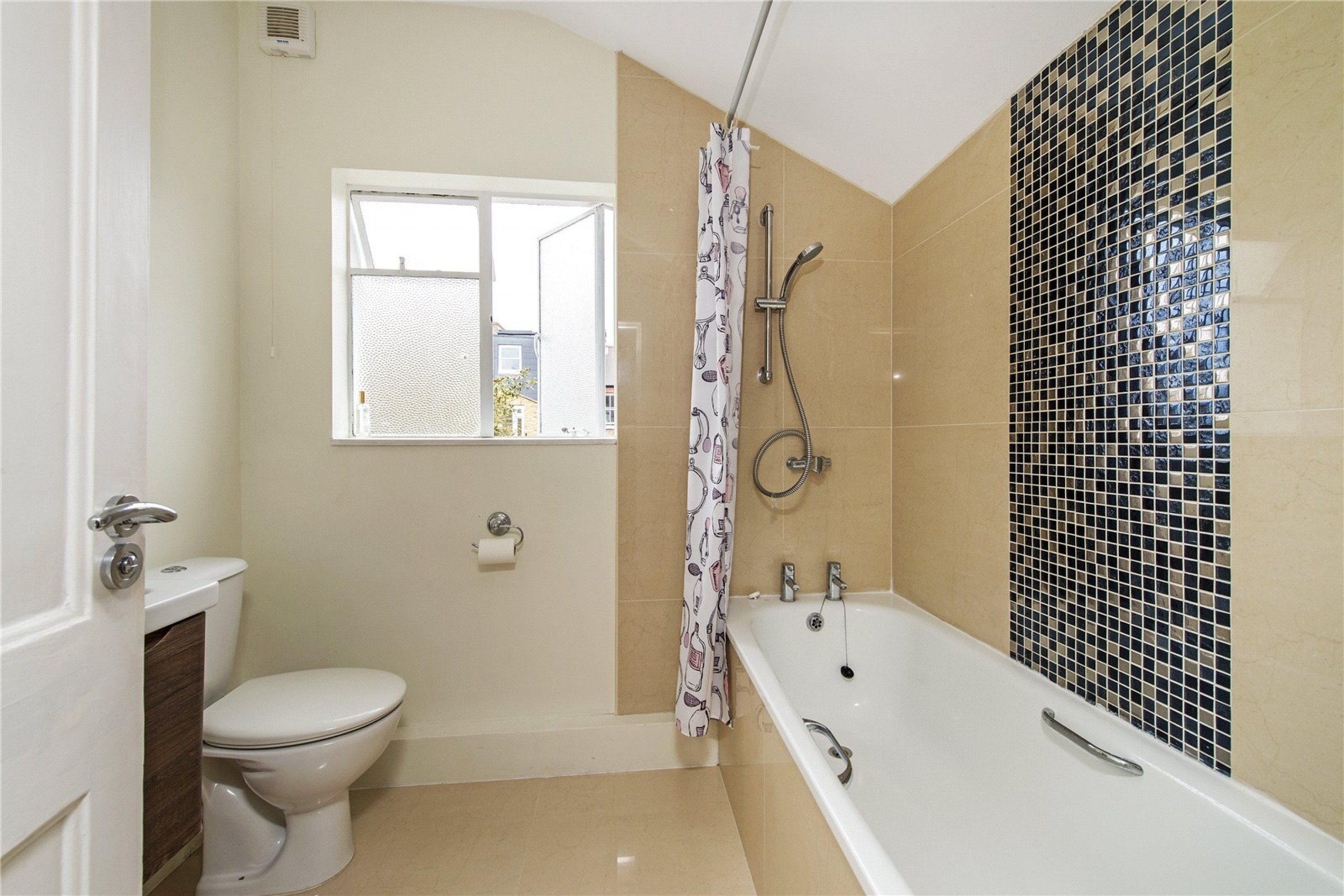 Images for Fulham, London EAID:163099177 BID:FLS