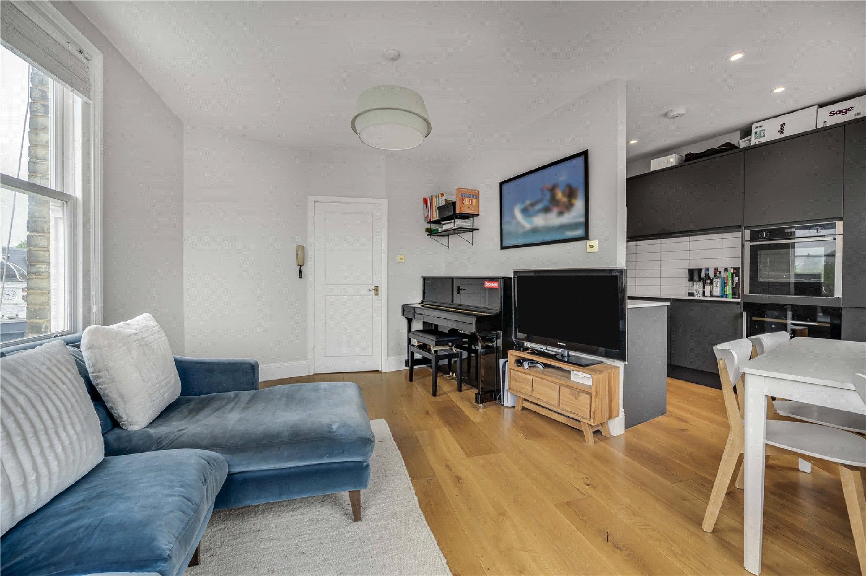 Images for London EAID:163099177 BID:FLS