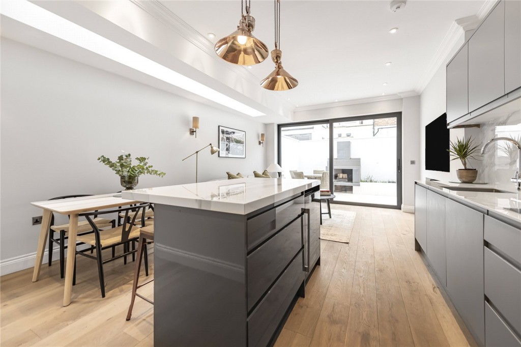 Images for Fulham, London EAID:163099177 BID:FLS