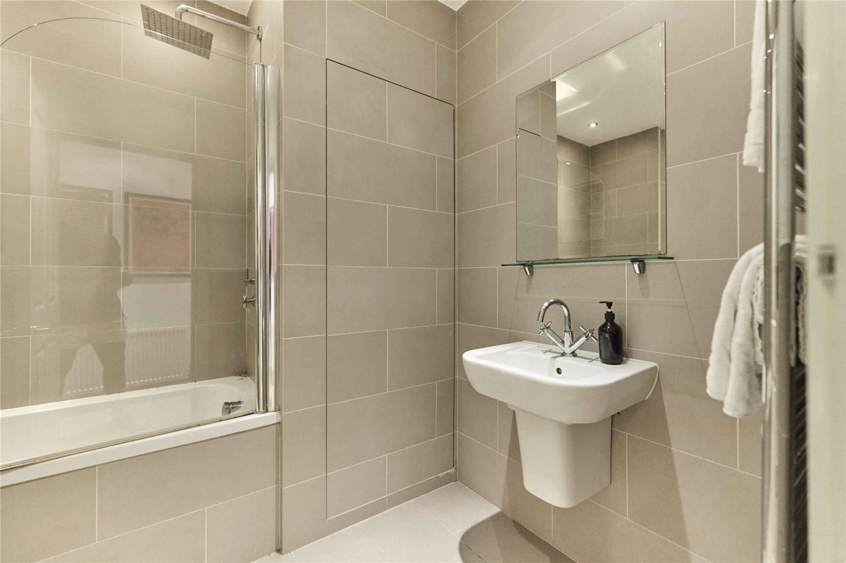 Images for London EAID:163099177 BID:FLS
