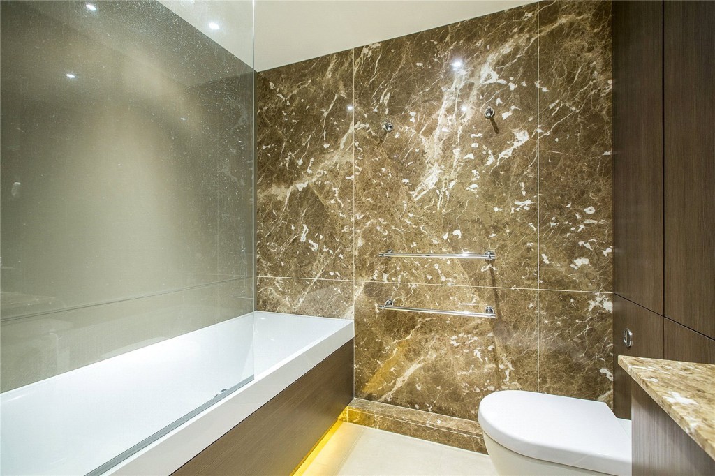 Images for Townmead Road, 213 Townmead Road, London EAID:163099177 BID:FLS