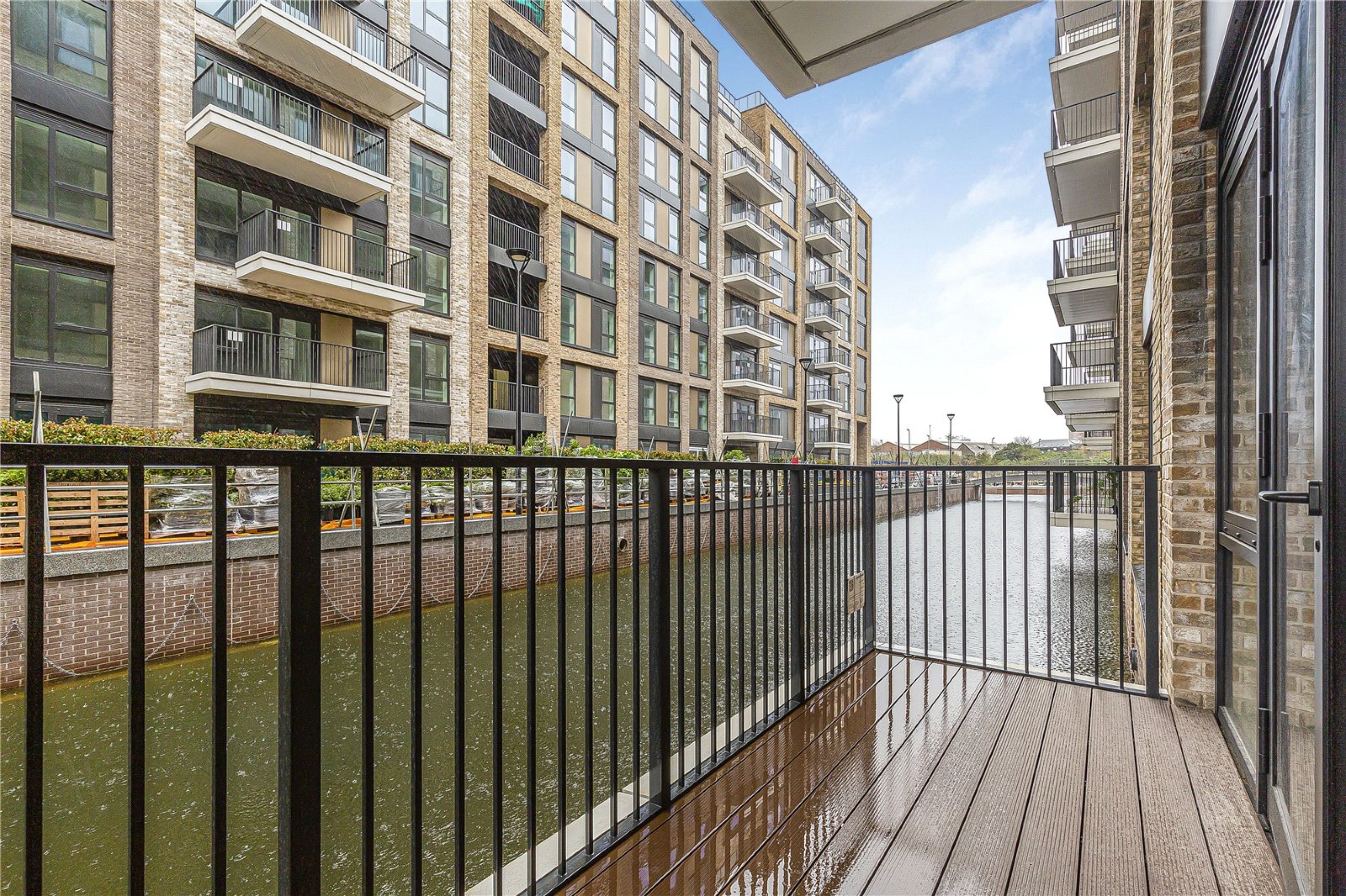 Images for London EAID:163099177 BID:FLS
