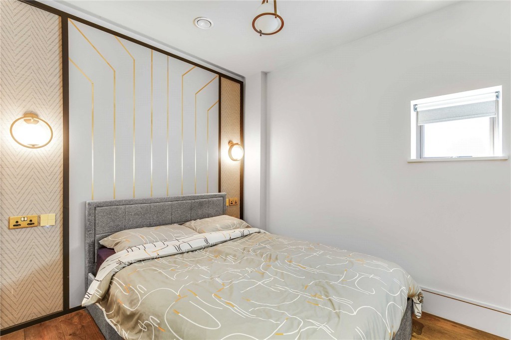 Images for London EAID:4101633374 BID:FLS